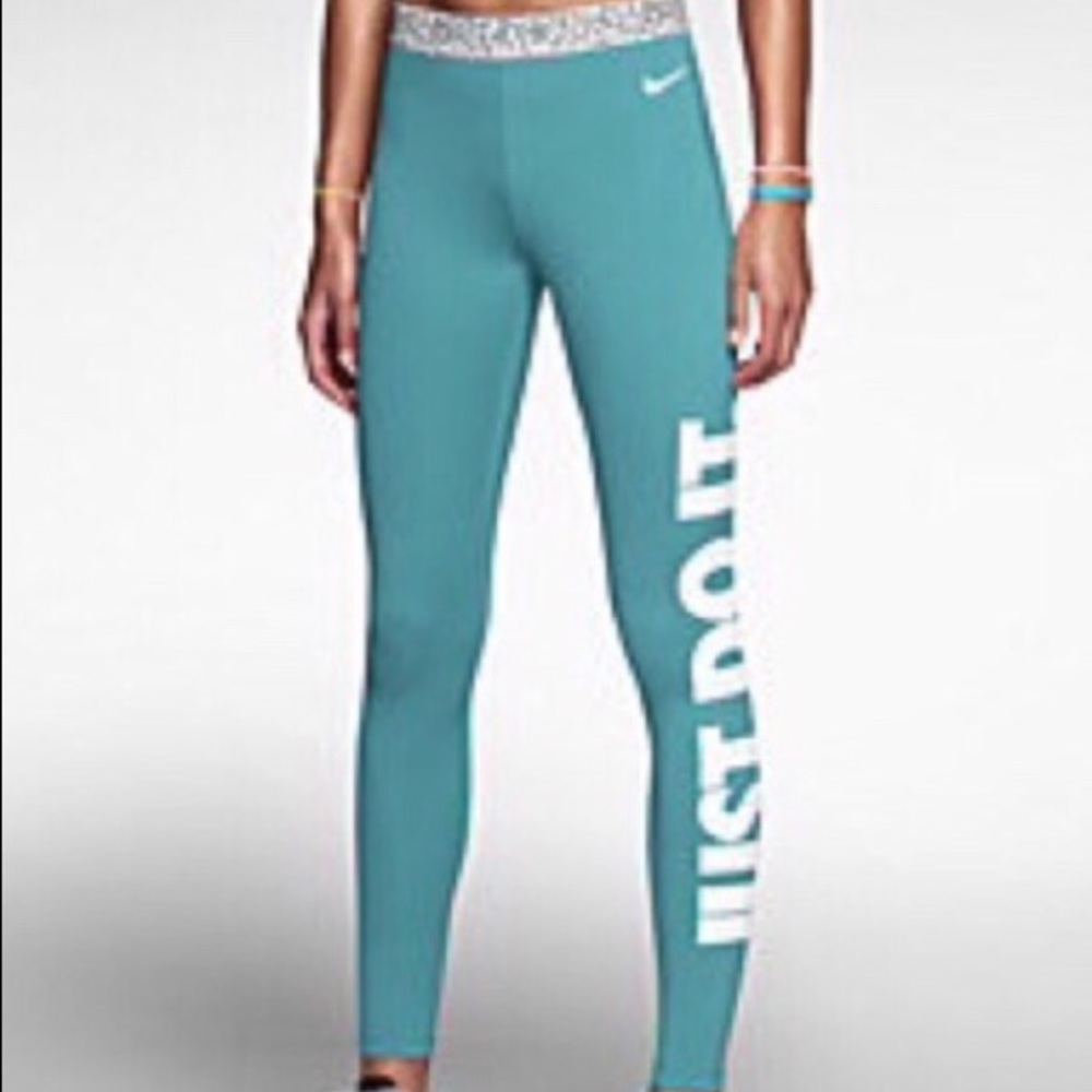 Nike hyper warm leggings